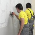 Шпакловане на стените