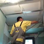 Изграждане на окачен таван и куфар от гипскартон
